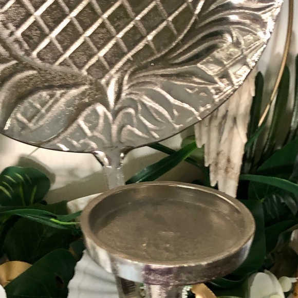 New! Large Silver Metal Hawaiian Pineapple Candle Holder/Sconce - Picture 6 of 10